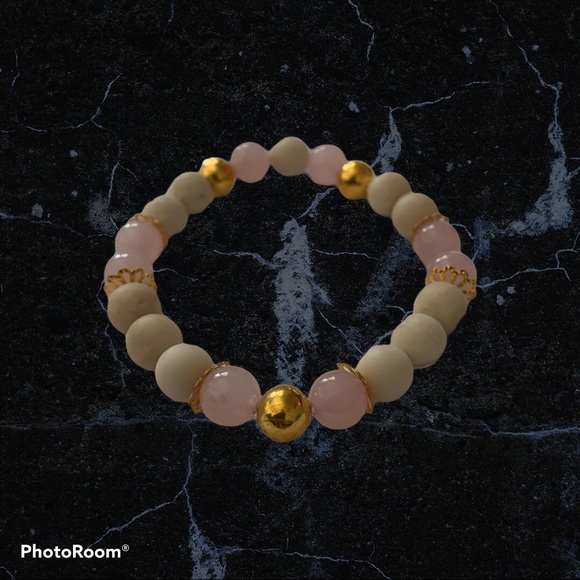 Pink and gold stone bracelet - Picture 2 of 3